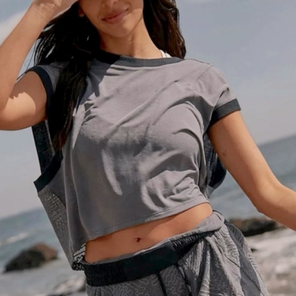 FREE PEOPLE MOVEMENT GOOD SPORT TEE NIGHTSHADE MEDIUM
